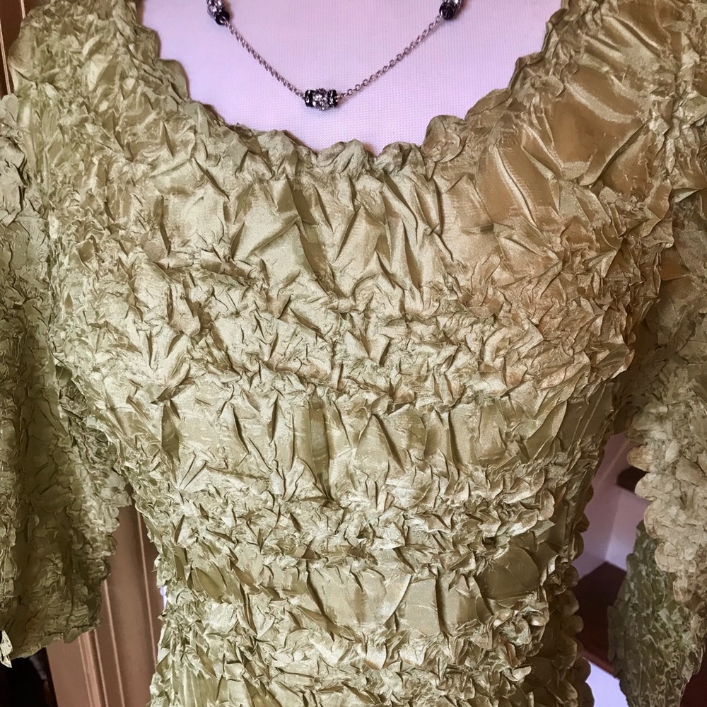 Magic Scarf Top ~ NWOT